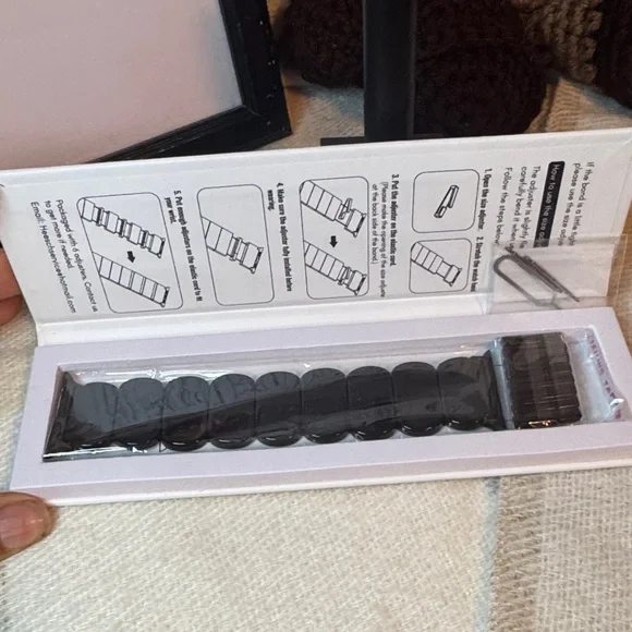 Black Watch Band with Tools - Picture 1 of 1